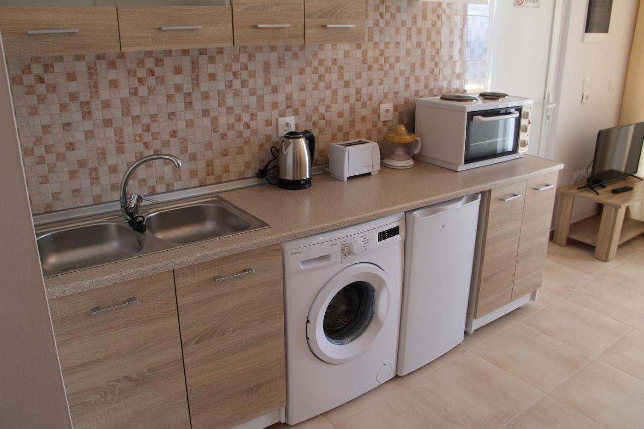 Sea Pearl Luxury Apartment Rhodes City ภายนอก รูปภาพ