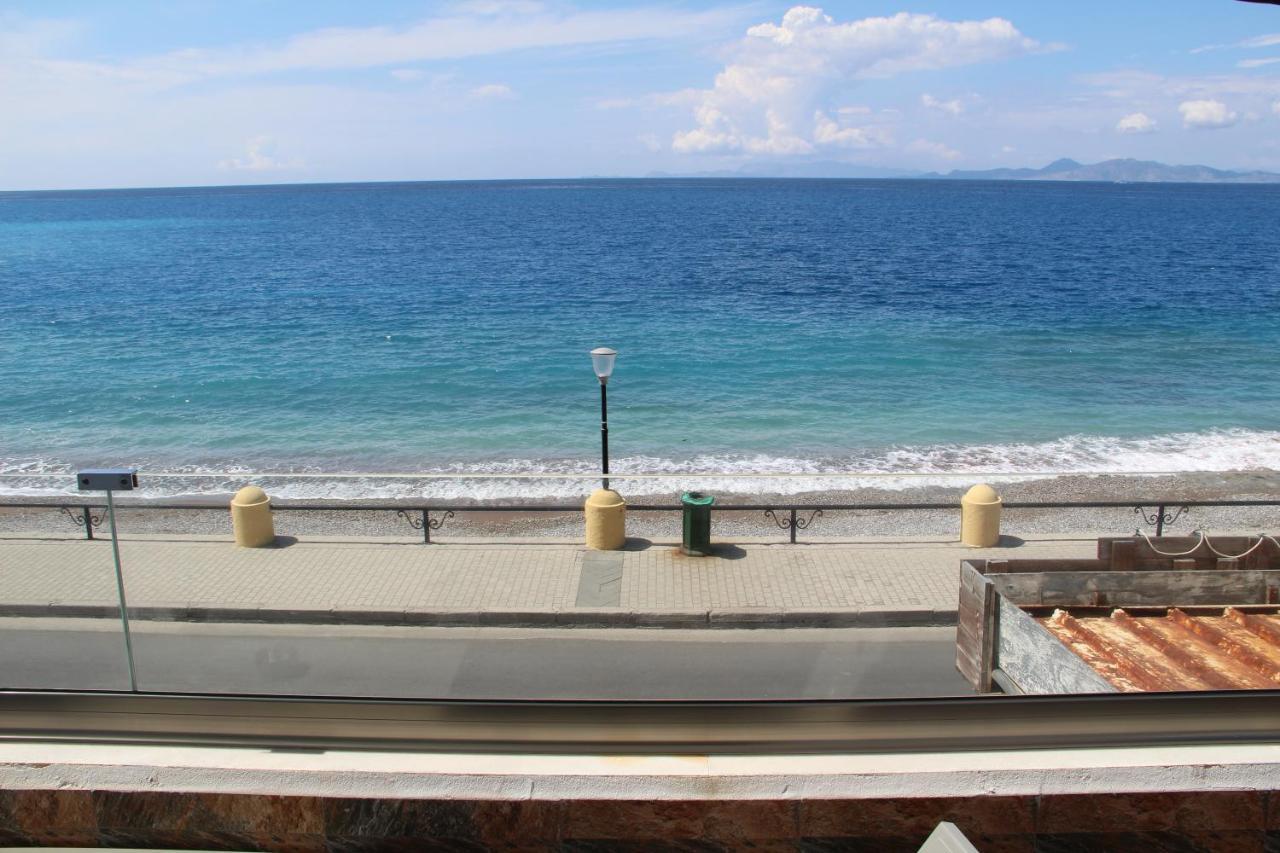 Sea Pearl Luxury Apartment Rhodes City ภายนอก รูปภาพ
