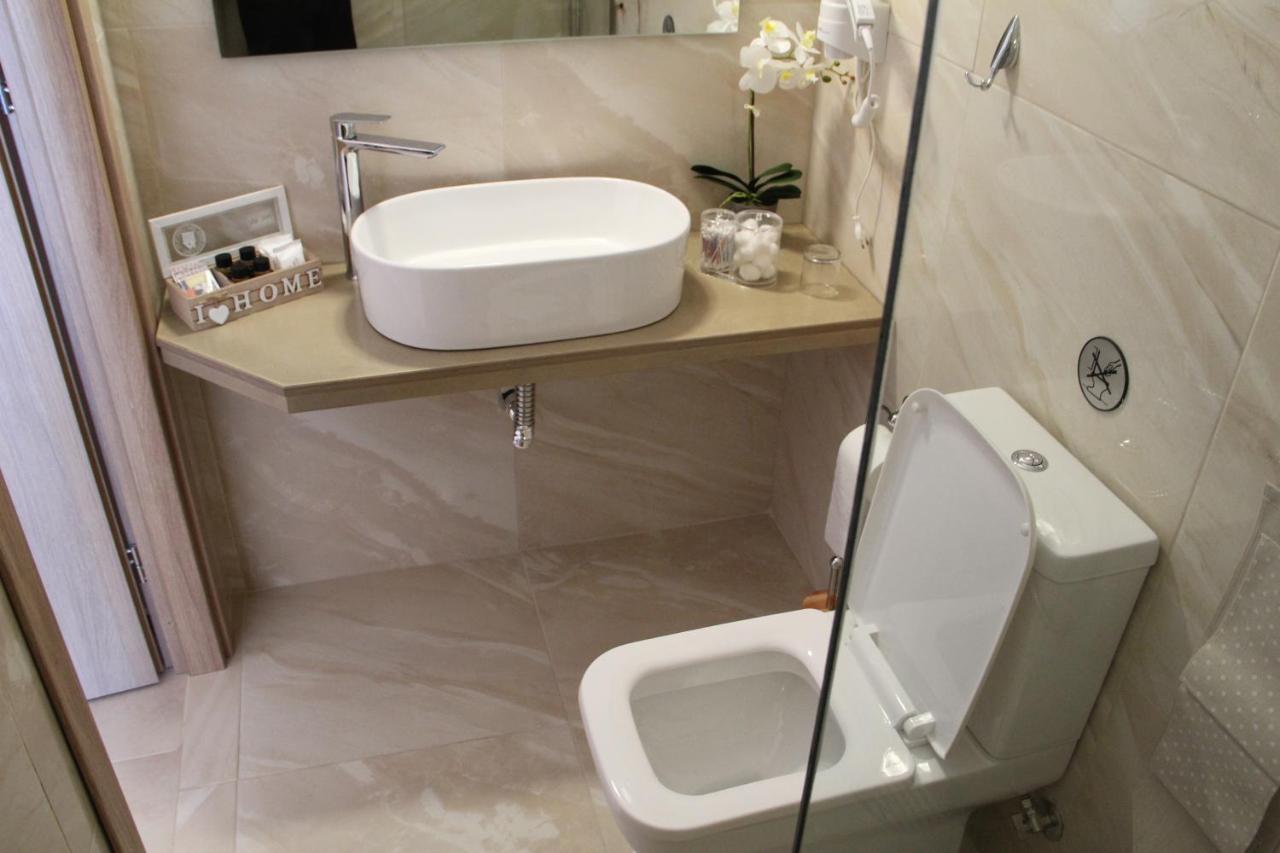Sea Pearl Luxury Apartment Rhodes City ภายนอก รูปภาพ
